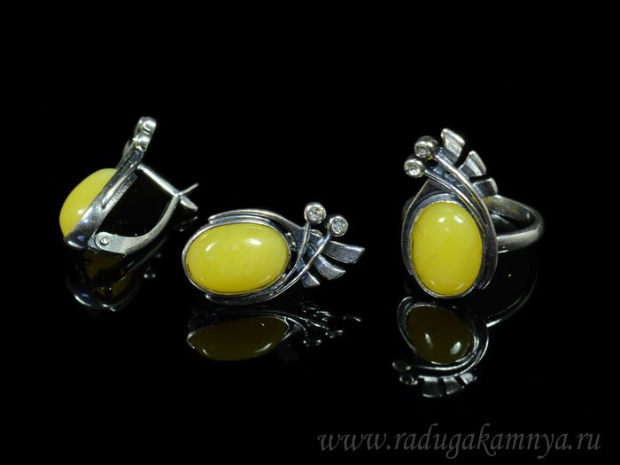 Set with amber ring, snail earrings 15*25mm honey-milk, size 19, 5.4g