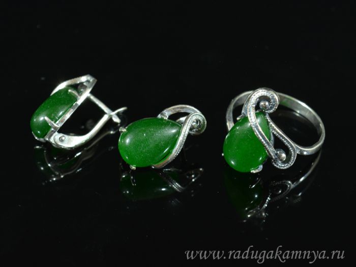 Ring Earrings with quartz (imitation chrysoprase) size 21