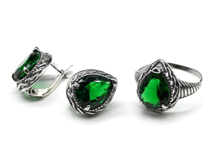 Ring earrings with artificial zircon color green size 17