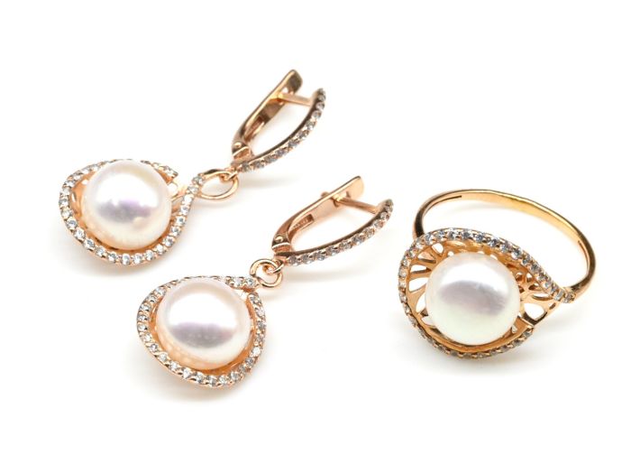 Ring and Earrings with gold plating and pearls 13*21mm size 17.5, 7.3g