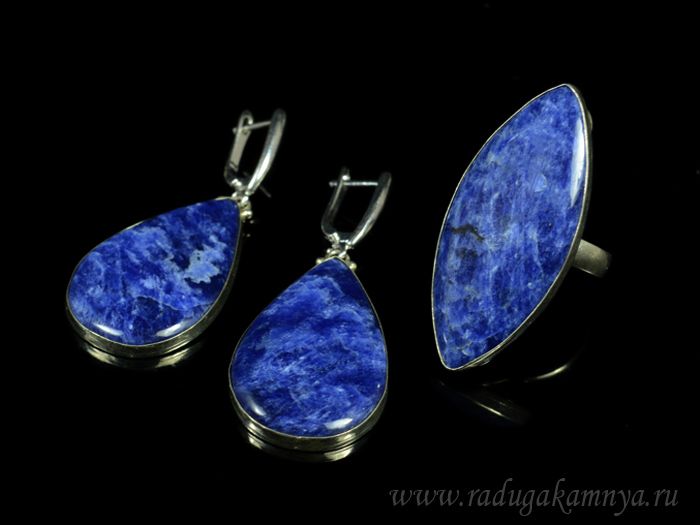 Sodalite ring and earrings, size 17.