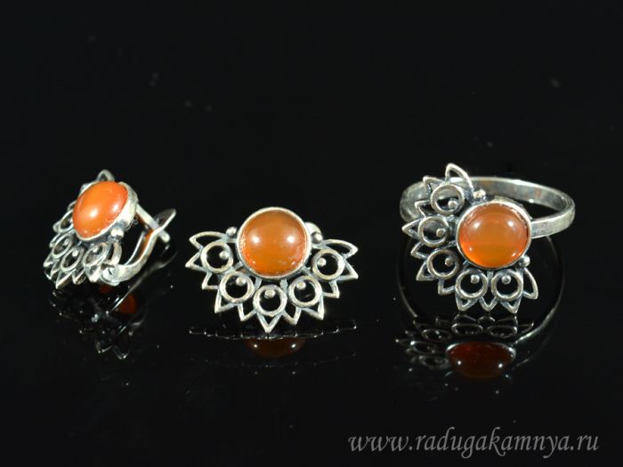 Ring Earrings with carnelian size 18