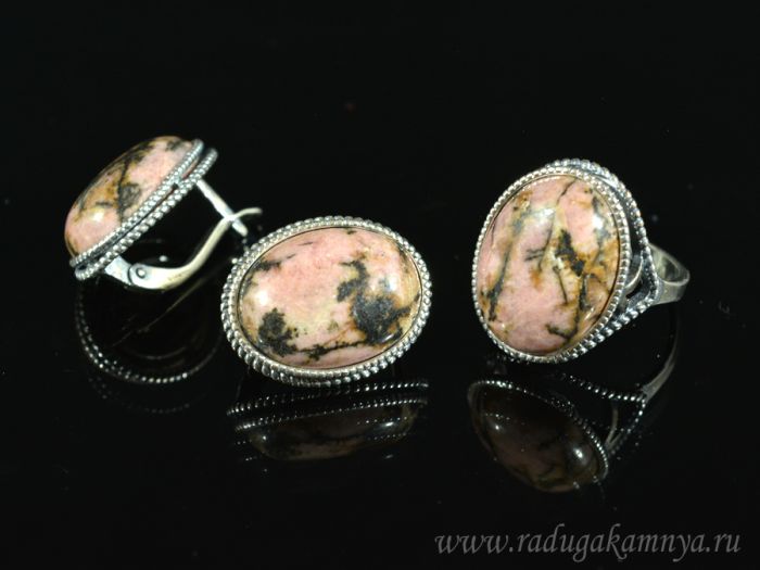 Ring Earrings with rhodonite size 19.