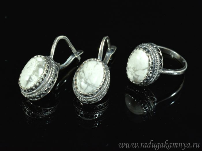 Ring Earrings with a kaholong size 18