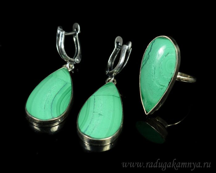 Malachite ring and earrings, size-18