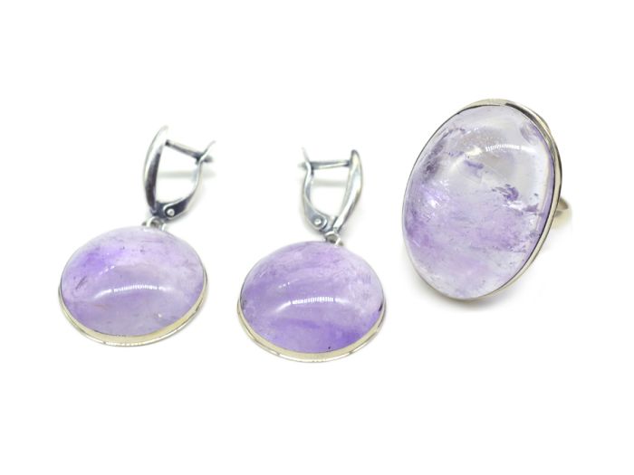 Amethyst ring and earrings, size-20