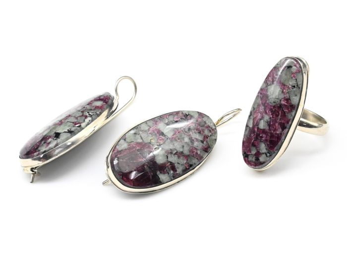 Eudialyte Oval ring and earrings, size-18