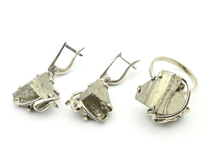 Ring and earrings with pyrite, size-18