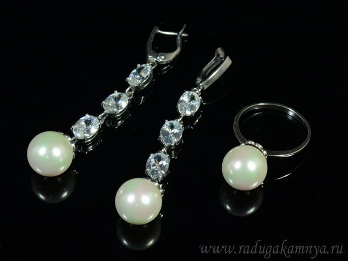 Ring Earrings with majorca and zircon, color white size 19.