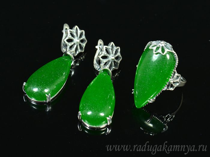 Ring Earrings with quartz (imitation chrysoprase) size 17