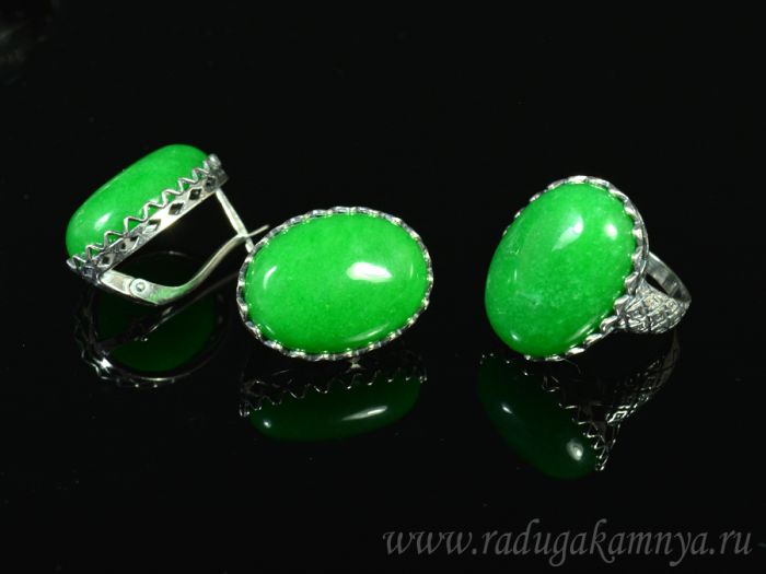 Ring Earrings with quartz (imitation chrysoprase) size 17