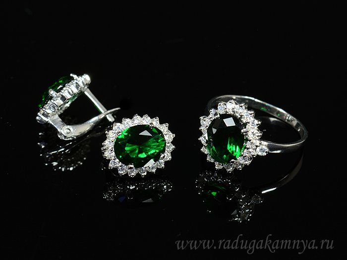 Ring and Earrings with rhodium plated and cubic zirconia 12*14mm size 19.8 gr